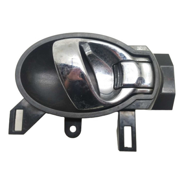 Maçaneta Interna Porta Dianteira Direita Nissa March 2017