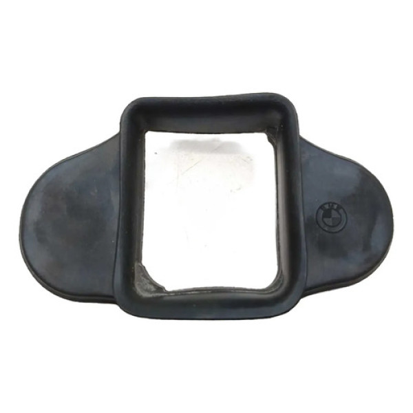 Borracha Limitador Traseira Esquerda Bmw 320i 2010 Preto