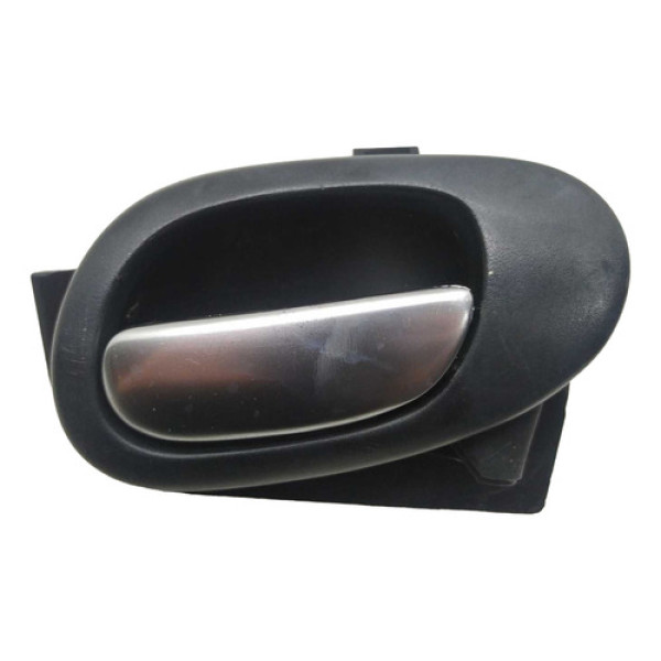Maçaneta Interna Porta Traseira Esquerda Peugeot 207 2010