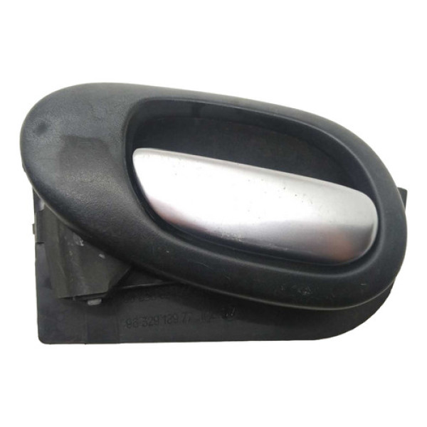 Maçaneta Interna Porta Traseira Esquerda Peugeot 207 2010