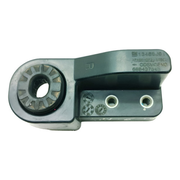 Suporte Radiador Direito Chevrolet Cruze 2017