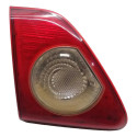 Lanterna Tampa Traseira Esquerda Toyota Corolla 2010 Esquerdo/motorista Vermelho