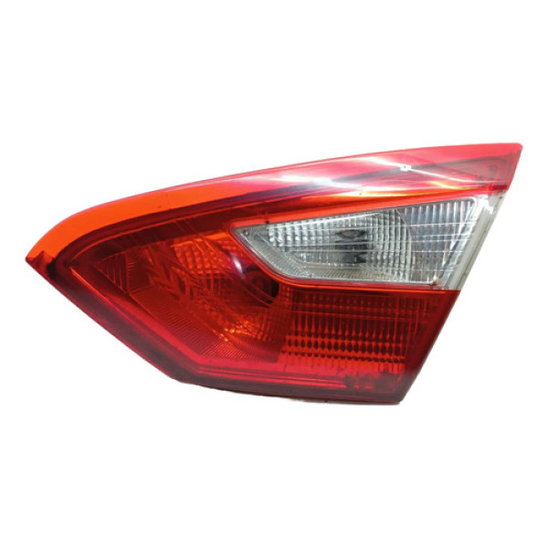 Lanterna Tampa Traseira Direito Ford Focus Sedan 2015 Direito/passageiro Vermelho
