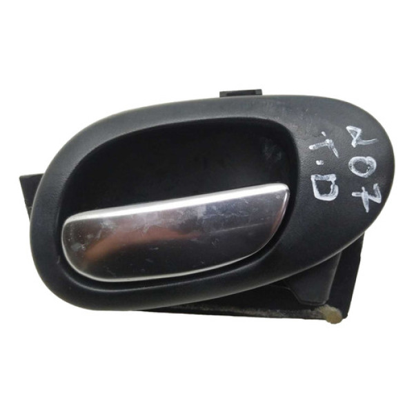 Macaneta Interna Traseira Direita Peugeot 206 2005
