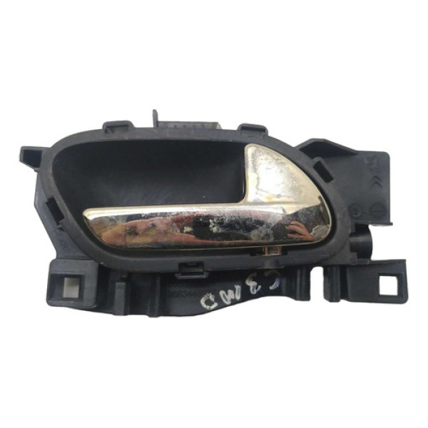 Maçaneta Interna Traseiea Direita Citroen C3 2011 Prateado Traseira