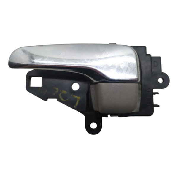 Maçaneta Interna Dianteira Esquerda Mitsubishi L200 2013