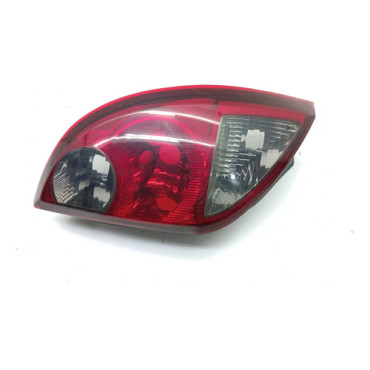Lanterna Traseira Es...