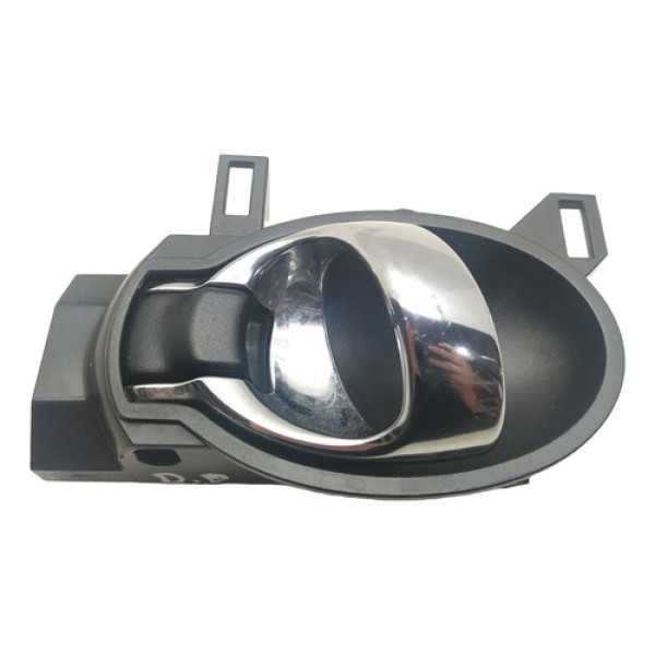 Maçaneta Interna Porta Dianteira Direita Nissa Versa 2018