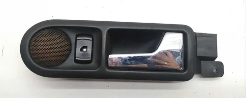 Maçaneta Interna Dianteira Direita Vw Golf 2004 Prateado Dianteira